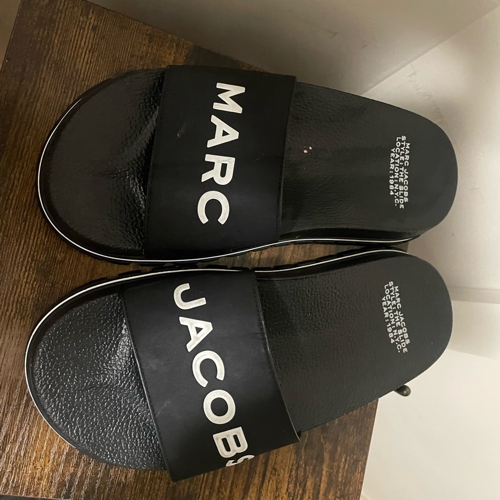 Marc Jacobs Black Slides